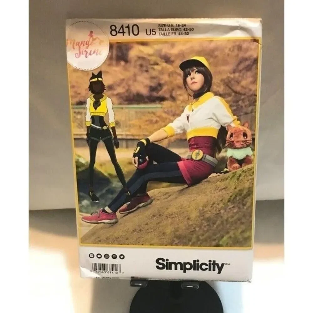 #8410 Simplicity Adult costume sewing pattern size 16-24